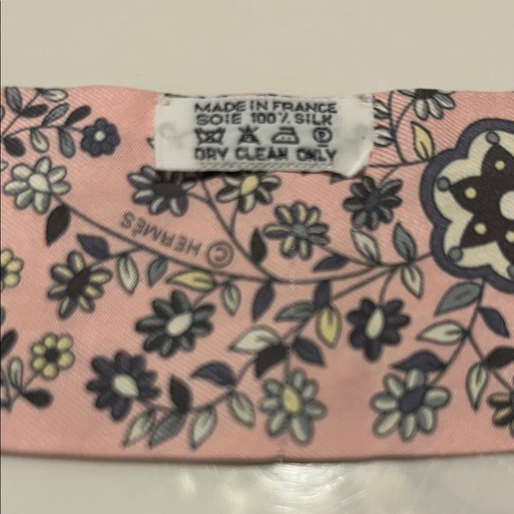 Hermes 'L'Arbre De Vie' Twilly Scarf - Picture 4 of 14